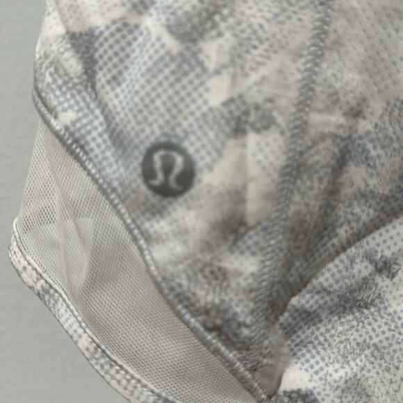 Lululemon Hotty Hot Short II Grey White Size 10 Tall - Picture 4 of 8